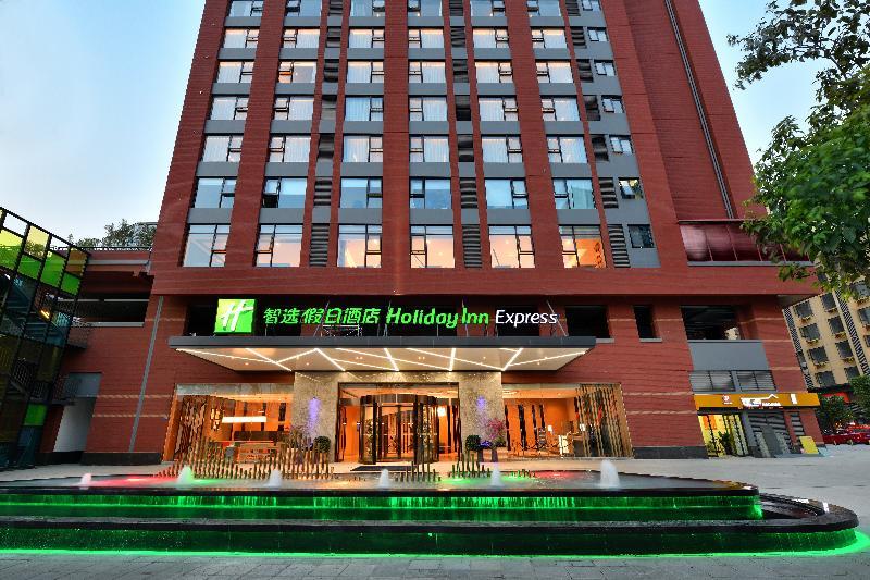 成都天河智选假日酒店 外观 照片